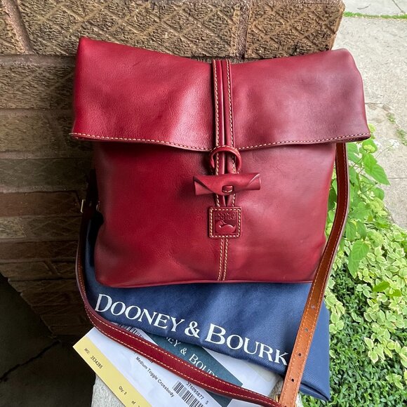 DOONEY & BOURKE Florentine Toggle Bordeaux Merlot Shoulder Crossbody Bag Dust - Picture 1 of 10